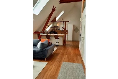 Wohnen auf Zeit im hellen Loft