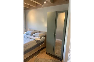 Klein Herenhuis aan de Kaai in centrum pittoreske Sluis