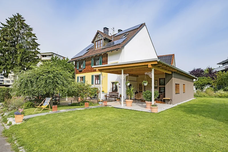 Viel Grün drumrum in unserer ruhigen Sackgasse - 7 Gehminuten vom Bodensee