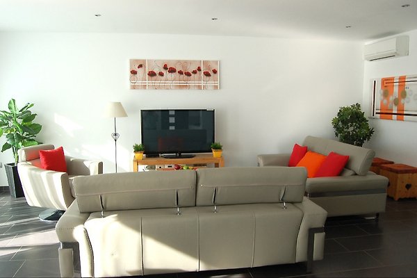 Chalet Fantastico mit Pool u. Klima in Empuriabrava - Firma Sunshine