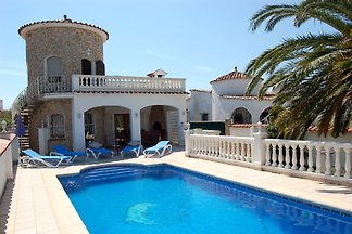 Villa con piscina Francoli u. Air