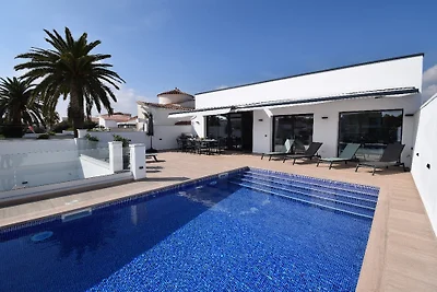 Villa Pura Vida