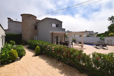 Villa Stephano mit Pool (Neubau)