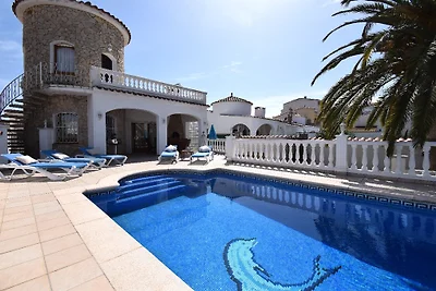 Villa con piscina Francoli u. Air