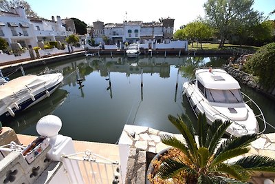 Casa Medes, am Kanal mit Pool