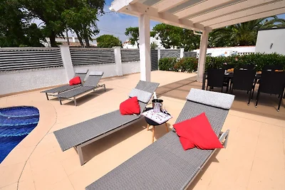 Villa Stephano mit Pool (Neubau)