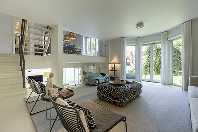 Estoril Escape Boutique by CadenzaLux