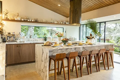 A Pines & Palms Estate by Cadenzalux