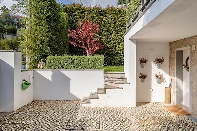 Estoril Escape Boutique by CadenzaLux