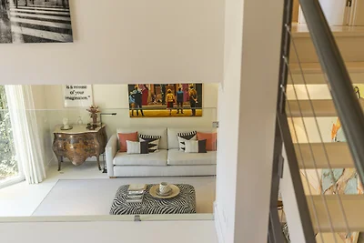 Estoril Escape Boutique by CadenzaLux