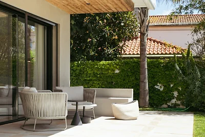 Cascais Contemporary Villa by CadenzaLux