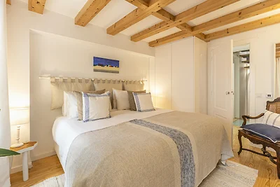 Cascais Petit Bijou by CadenzaLux