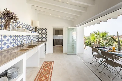 Estoril Contemporary Garden Villa by...