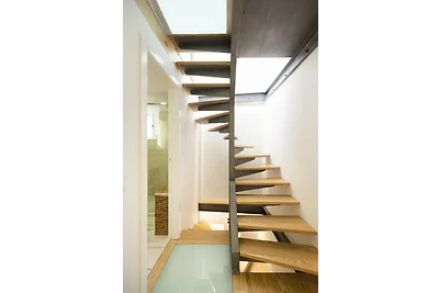 Cascais Petit Bijou by CadenzaLux