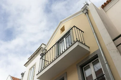 Cascais Petit Bijou by CadenzaLux