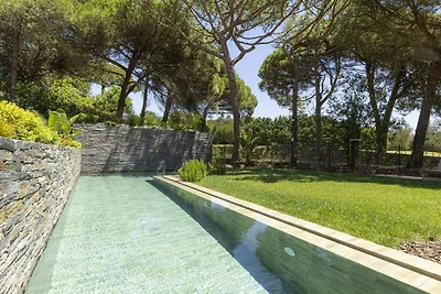 Havenwood Villa by CadenzaLux