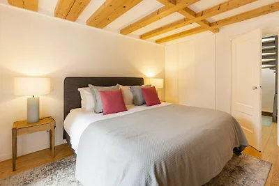 Cascais Petit Bijou by CadenzaLux