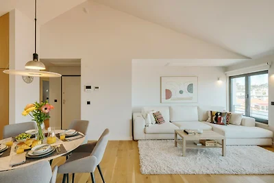 Cascais Bayview Penthouse by Cadenzalux