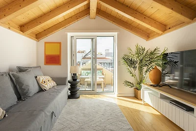 Cascais Petit Bijou by CadenzaLux