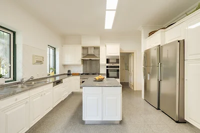 Fairview Villa by Cadenzalux