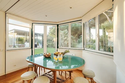 Fairview Villa by Cadenzalux