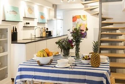 Cascais Petit Bijou by CadenzaLux