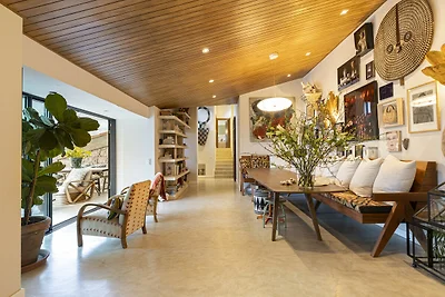 A Pines & Palms Estate by Cadenzalux