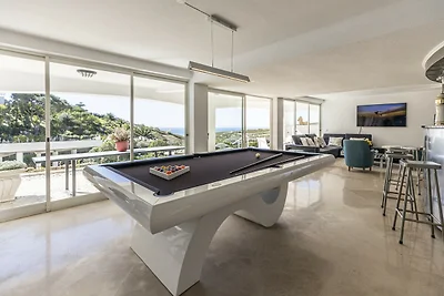 Guincho Ocean Villa by CadenzaLux