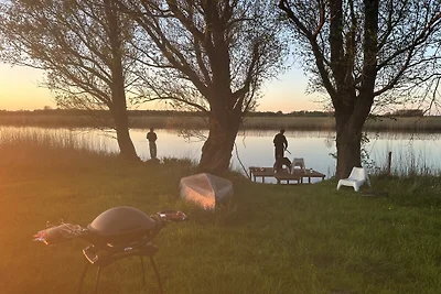 Reetdachhaus direkt am Wasser