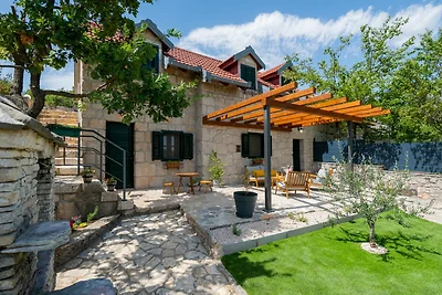 Green Paradise mit Pool