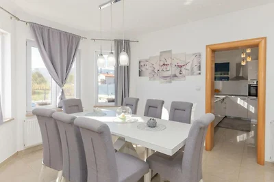 Villa Ana m/ Pool & Whirpool