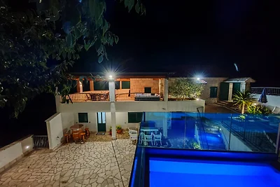 Dvori Stipanovi mit beheizem Pool