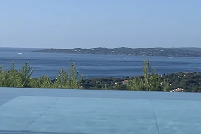 Villa Infinity-Pool 180° Meerblick 