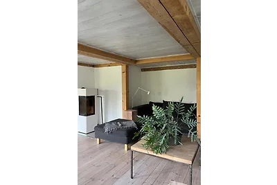 Zum Innenhof - Dreiseithof Nieby