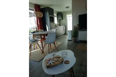 Beach-Chalet-Zeeland am Strand