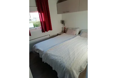 Beach-Chalet-Zeeland am Strand