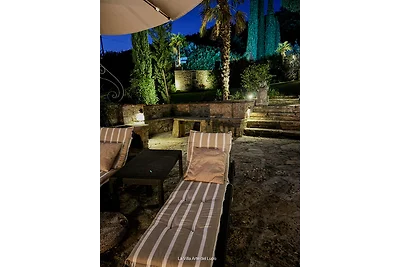 Two Birds one Room-La Villa ARTE del Lupo