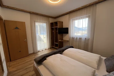 Mountain River Apartment