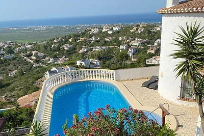 Ruhiges Ferienhaus mit privatem Pool & Panoramablick – Monte Pego, Costa Blanca