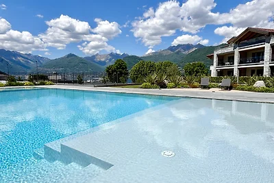 Sole Suites at Lago Dorato, Luxury, Lake View