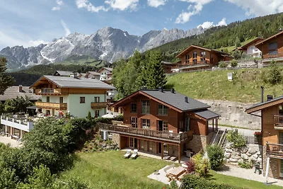 Royal Mountain Lodge