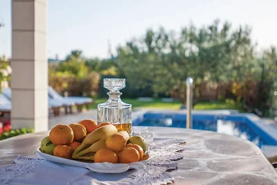 Villa Flora mit privatem Pool