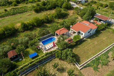 Villa Flora mit privatem Pool