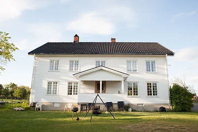 Idyllischer Bauernhof in Norwegen