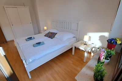 FeWo Hanglage mit Garten & Balkon