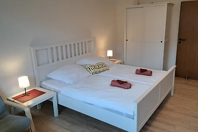 FeWo Hanglage mit Garten & Balkon