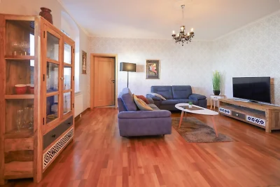 Villa Linde 5 mit Parkplatz, Patio