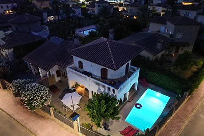 Villa Paradís