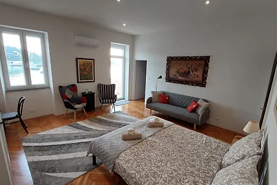 Royal Balcony al Mare