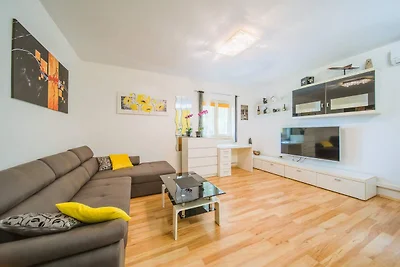 Villa Chiara, Poreč